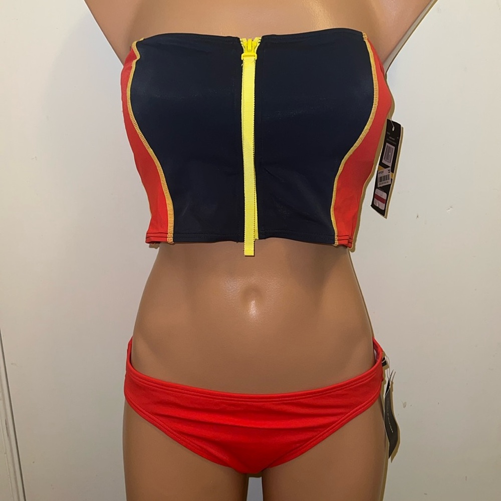 NWT Tommy Hilfiger bikini set size M